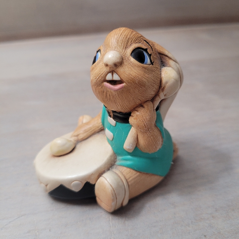 Pendelfin Rabbits Vintage "Bongo" Hand Painted Stonecraft Collectible Figurine